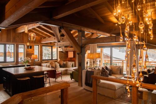 Le Tour Ski Chalet | Chalet Khione