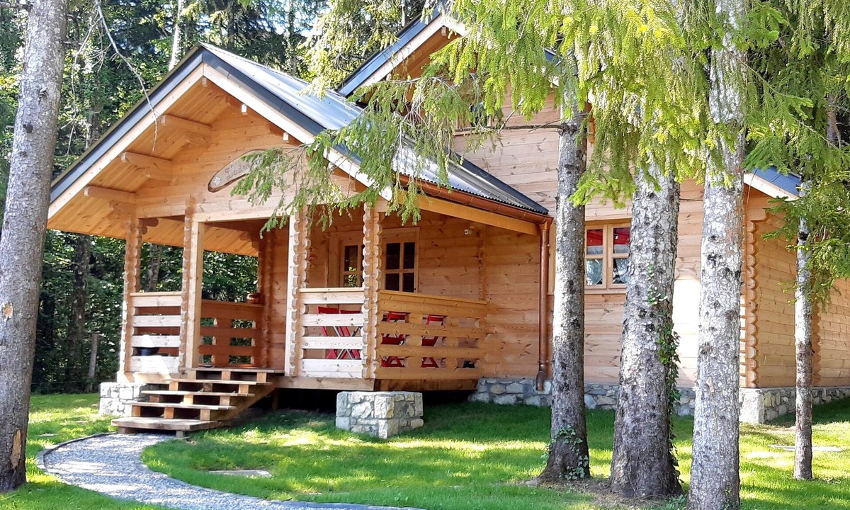 Bluffy Ski Chalet | CHALET L'ADRET