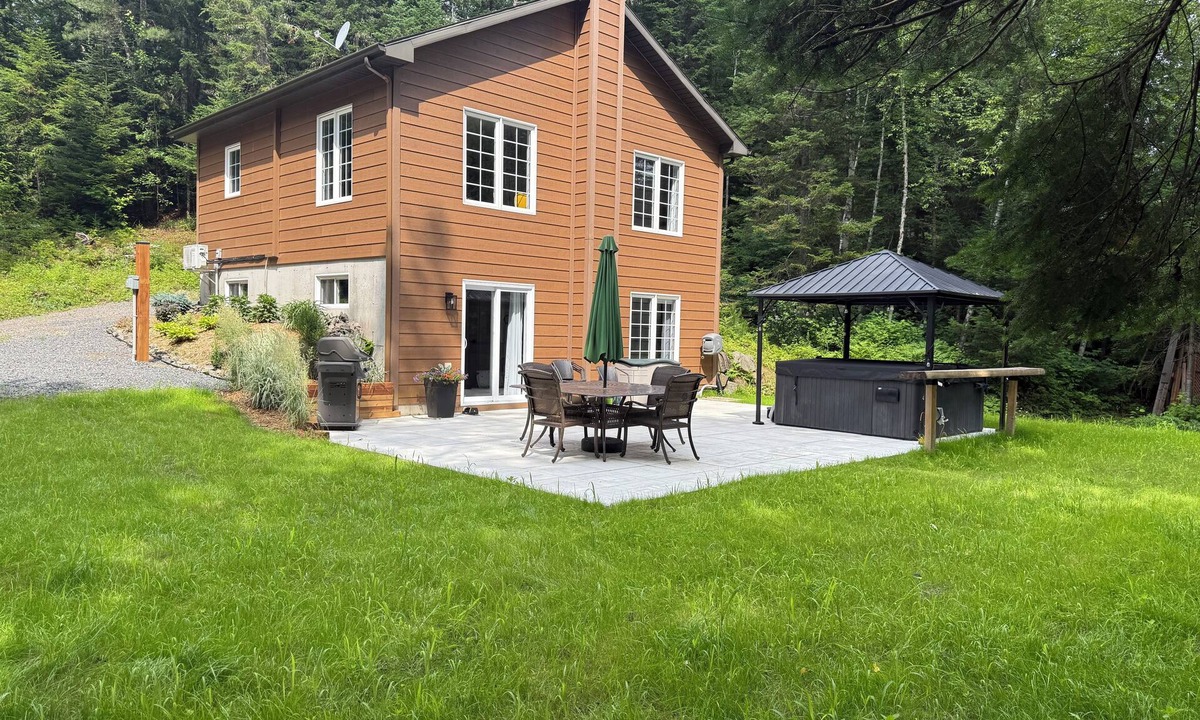 Saint-Alexis-des-Monts Ski Chalet | Chalet le Panache des Bois Avec spa