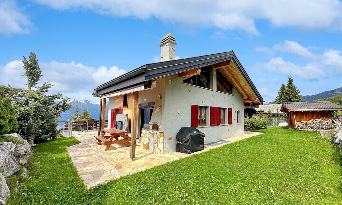 Saint-Pierre-de-Clages Ski Chalet | Chalet L'Etoile Polaire