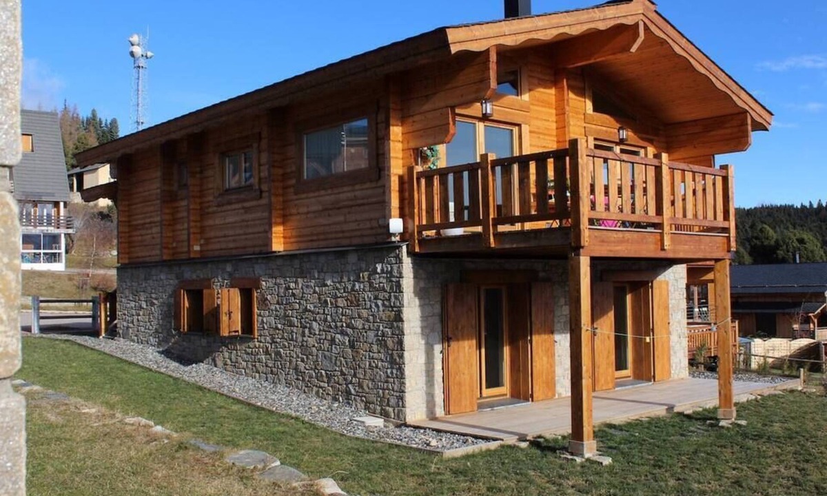 Font-Romeu-Odeillo-Via Ski Chalet | Chalet Llory, cosy and pleasant