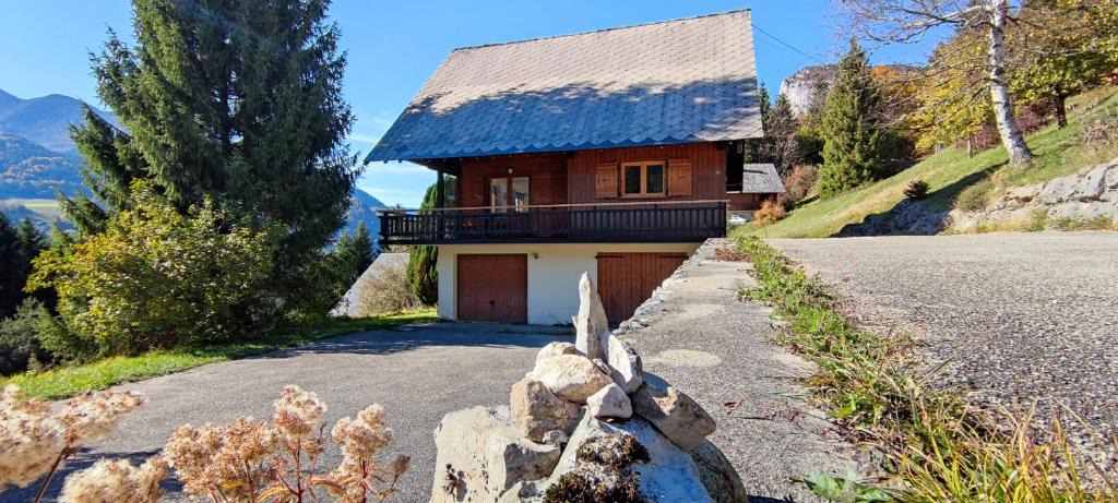 Saint-Pierre-d'Entremont Ski Chalet | Chalet l'Alpe