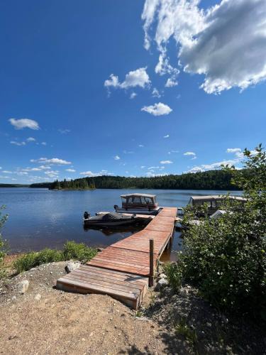 Lac-Edouard Ski Chalet | Chalet Lac Édouard cozy