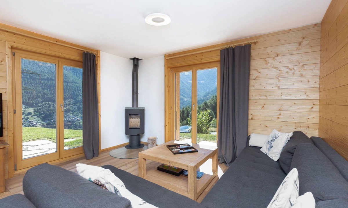 Riddes Ski Chalet | Chalet Le Cerf - NEW Build, Stylish Stay