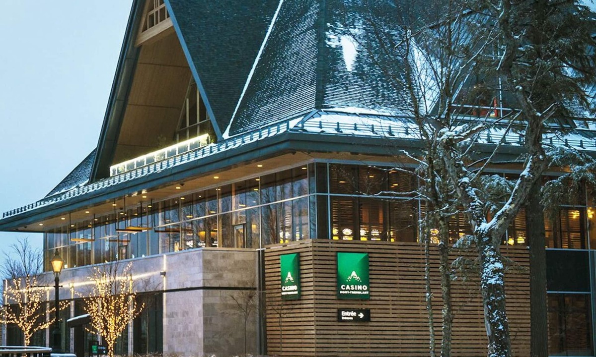 Mont-Tremblant Ski Chalet | Chalet Le Convivial Tremblant