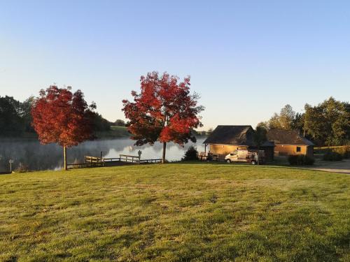 Villiers-Charlemagne House | Chalet le Gardon