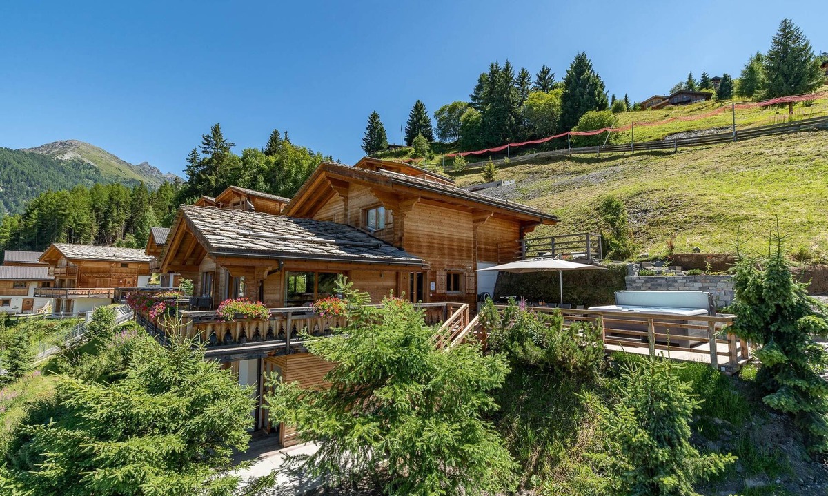 La Tzoumaz Ski Chalet | Chalet le Grand Ours - Jacuzzi Sauna Views Ski-In Ski-Out - La Tzoumaz, 4 Vallees