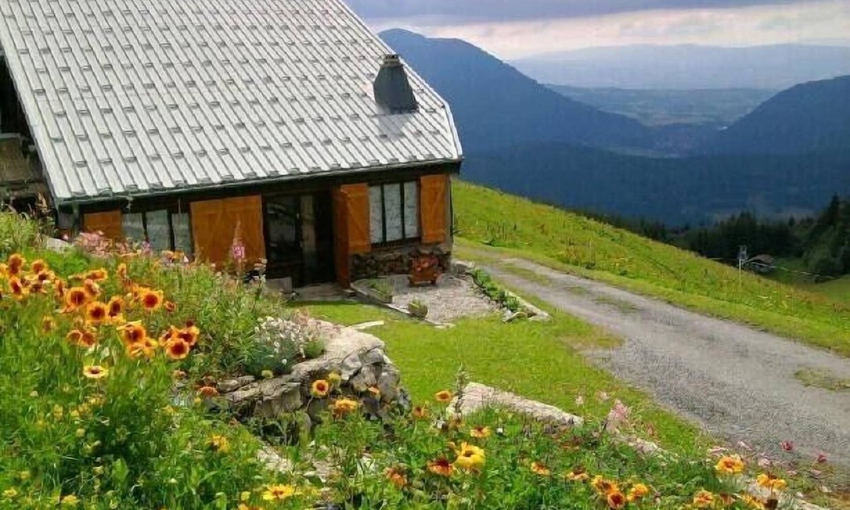 Mieussy Ski Chalet | Chalet LE MACLAVIERRE from 6 to 15 people- SPA + SAUNA- Magical view!