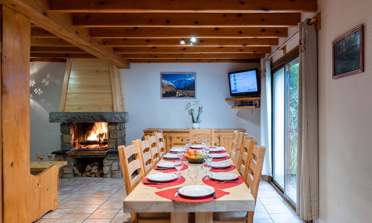 Cauterets Ski Chalet | Chalet le petit ours brun, spa et sauna, parking privé