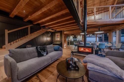 La Salle-les-Alpes Ski Chalet | Chalet Le Refuge