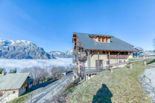 Villard-Reculas Ski Chalet | Chalet le Regain