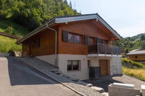 Saxon Bed & Breakfast | Chalet Les Louettes à Sapinhaut Canton du Valais