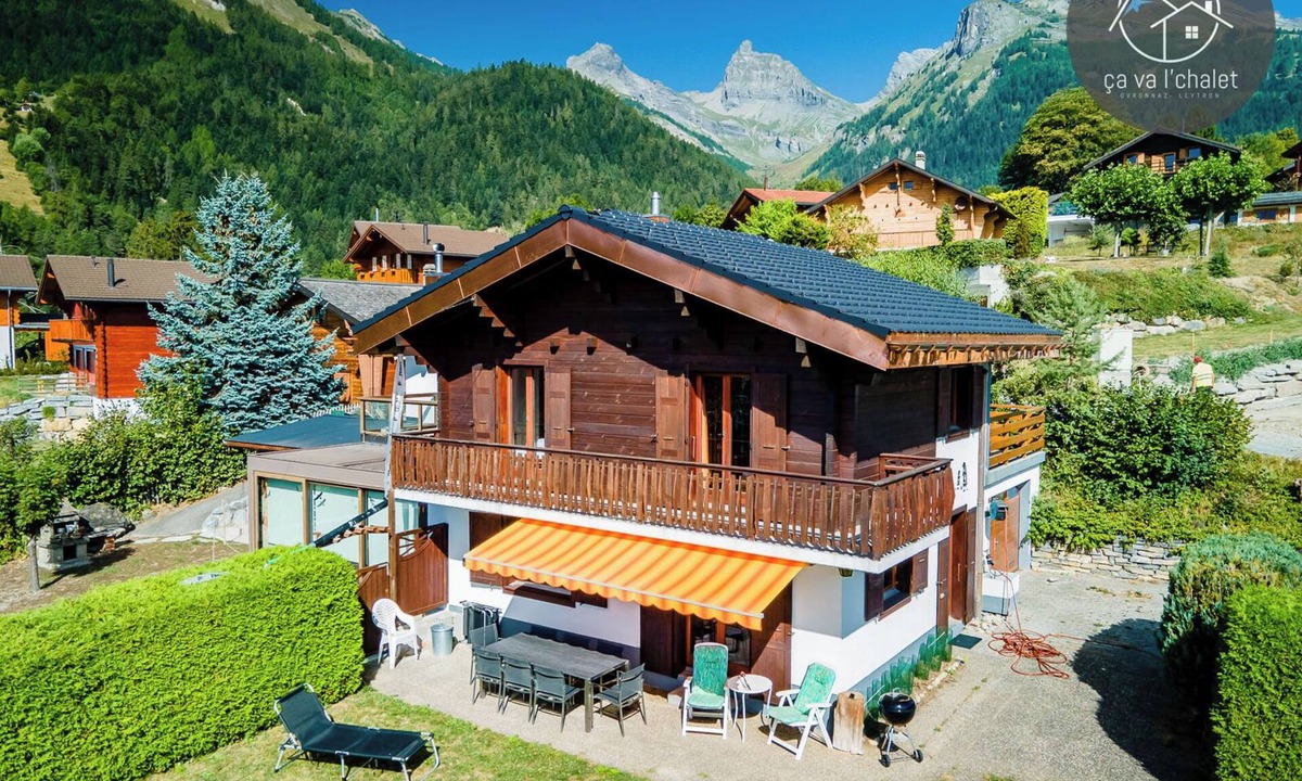 Ovronnaz Ski Chalet | Chalet Les Marmottes, Ovronnaz, softness and comfort