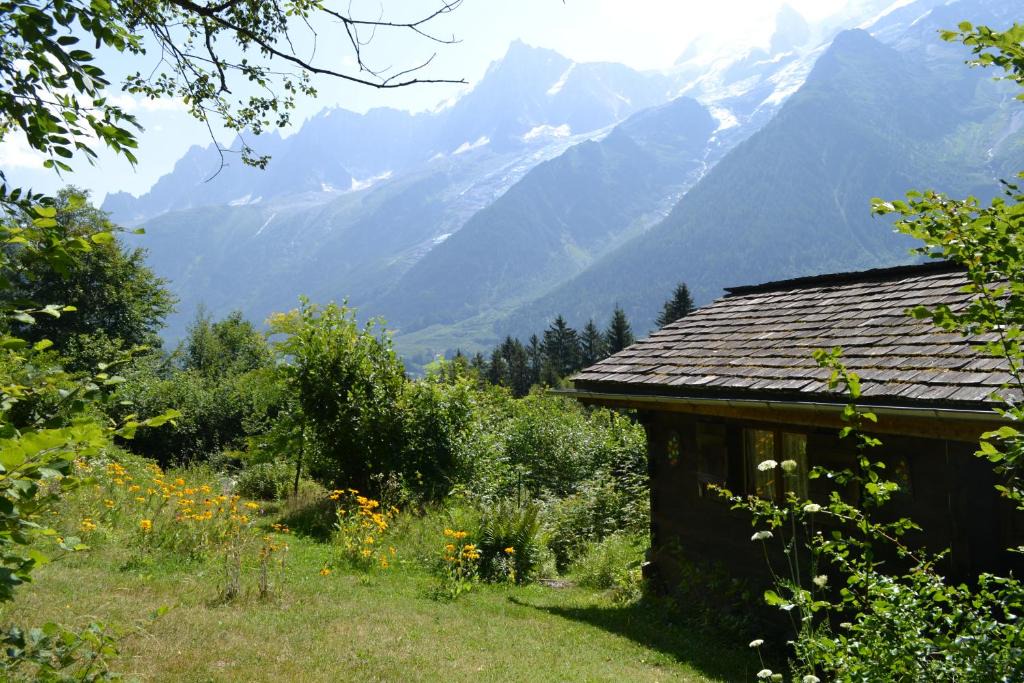 Les Houches Ski Chalet | Chalet Les Soldanelles