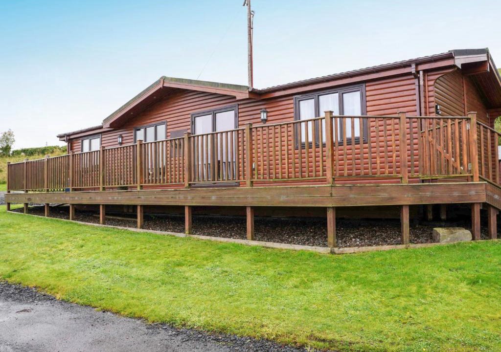 Kinross Ski Chalet | Chalet Loch Leven Lodge 7