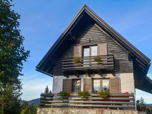 Trsce Ski Chalet | Chalet Makov Hrib by Interhome