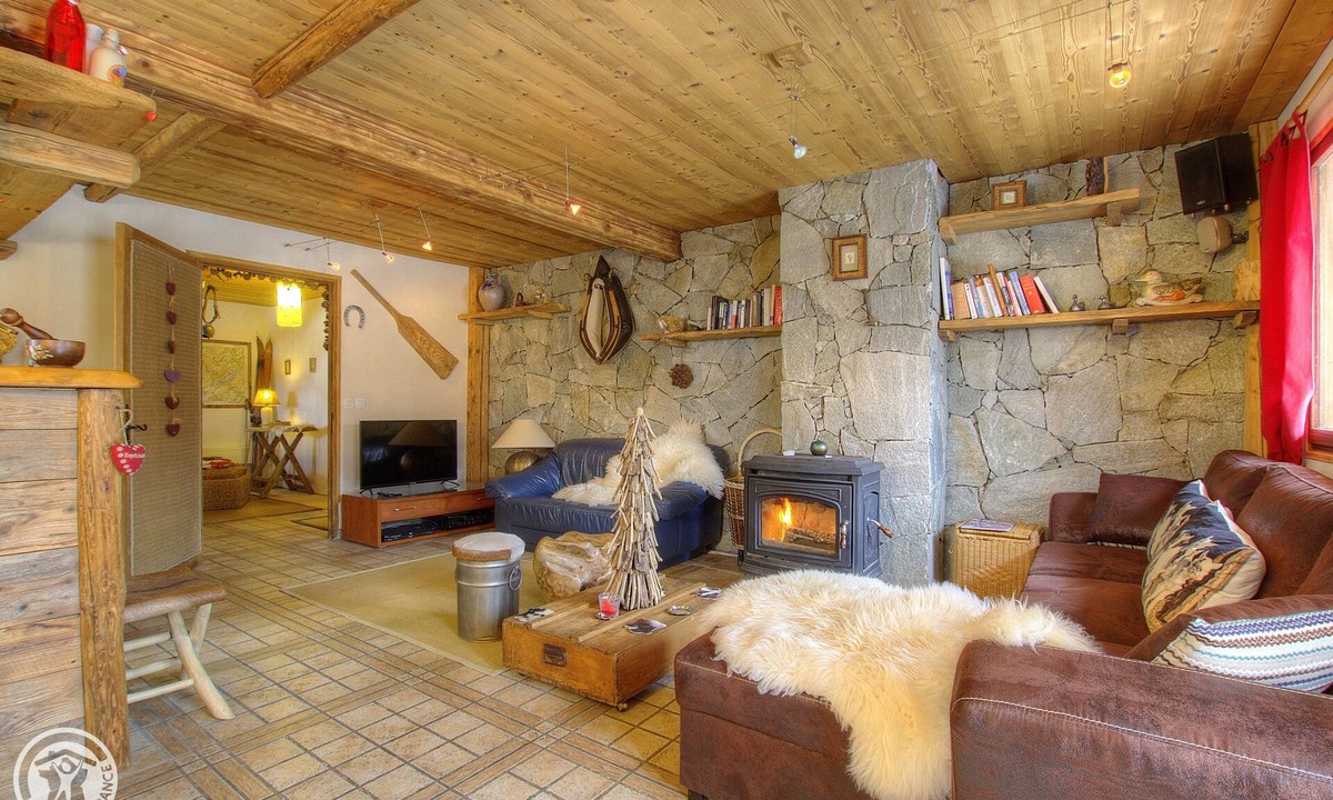 Thones Ski Chalet | Chalet Marlyne with large jacuzzi