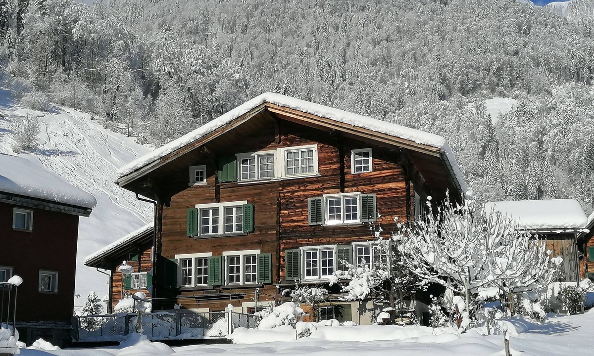 Luchsingen Ski Chalet | Chalet "Mattishüüsli"
