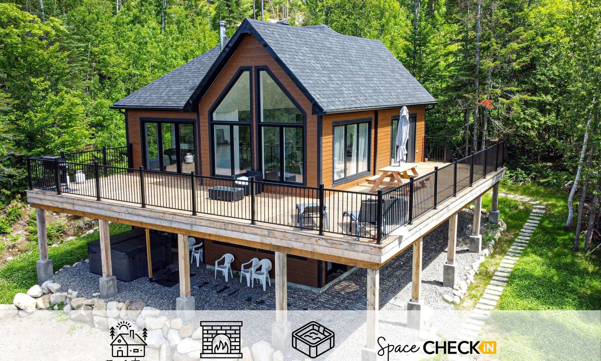 Saint Come Ski Chalet | Chalet Miamba ↟ BBQ & Spa ☼ EV Station ☼ Panoramic view ♡ AC ⟢ Fireplace Firepit