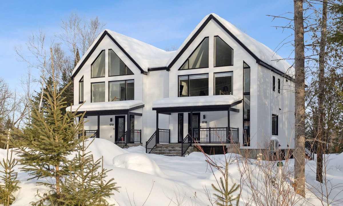Mont-Tremblant Ski Chalet | Chalet Mont-Tremblant | Spa – River – Game Room