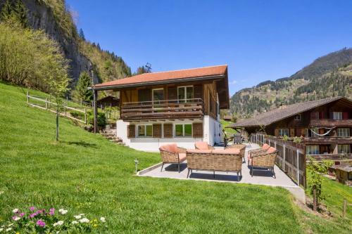 Lauterbrunnen Ski Chalet | Chalet Mountain Love, spectacular views, spacious & luxurious