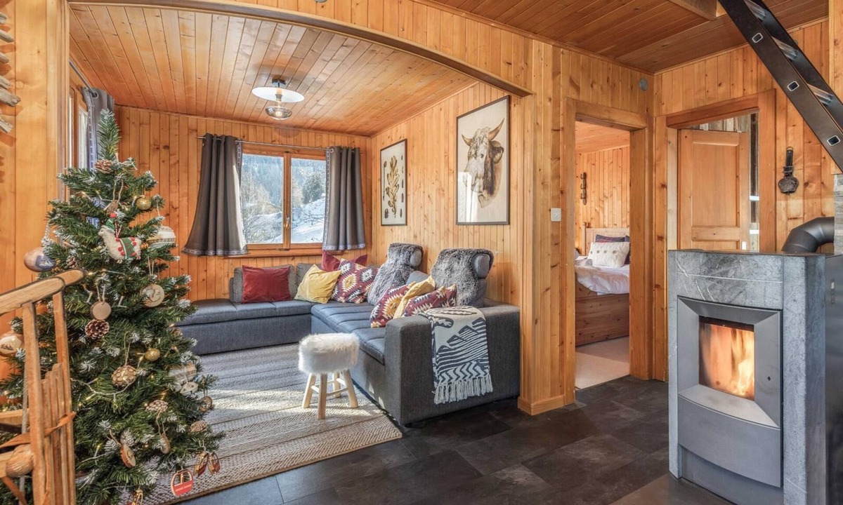 Riddes Cottage | Chalet Noisette Authentic Swiss Chalet Perfect for Families