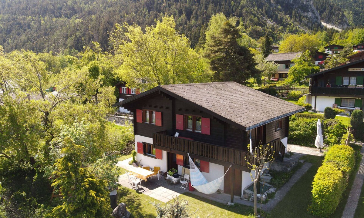 Leuk Ski Chalet | Chalet Oase Upper Apartment