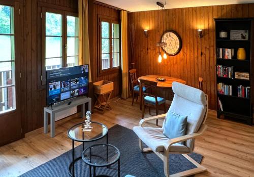 Lungern Apartment | Chalet Oasis - Your Alpine Hideaway