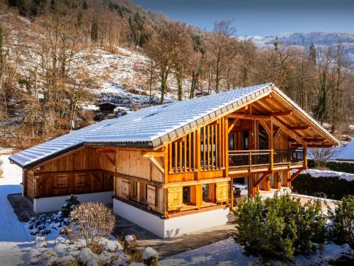Samoens Ski Chalet | Chalet OCimes - OVO Network
