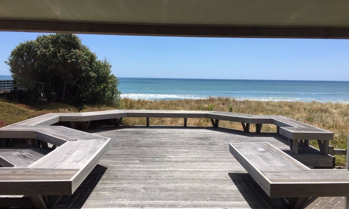 Pukehina House | Chalet on the Beach