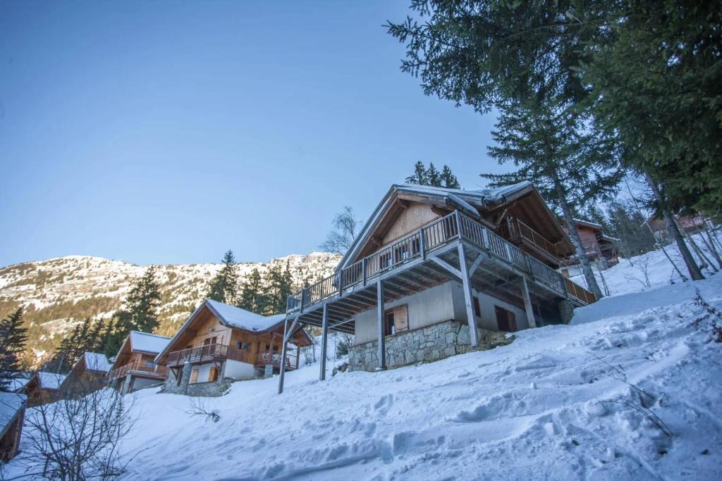 Oz-en-Oisans Ski Chalet | Chalet Ozzy