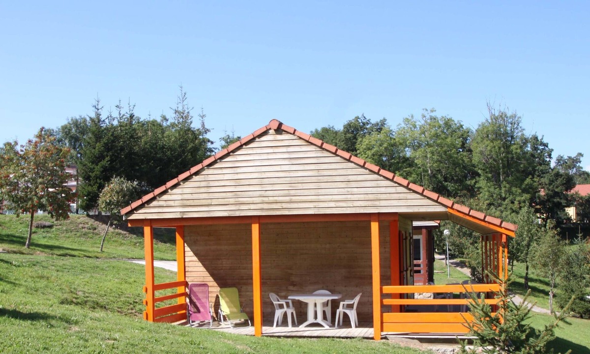 Blavignac Ski Chalet | Chalet*, panoramic view, well-equipped, private terrace, covered pool.