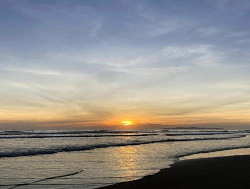 Kampung Aur Ski Chalet | Chalet pantai pandak