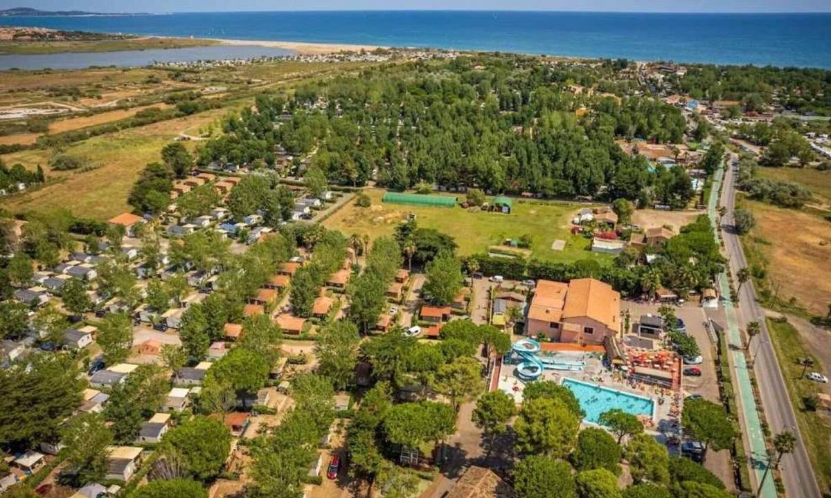 Serignan-Plage Ski Chalet | Chalet - Parc aquatique - ccahffa