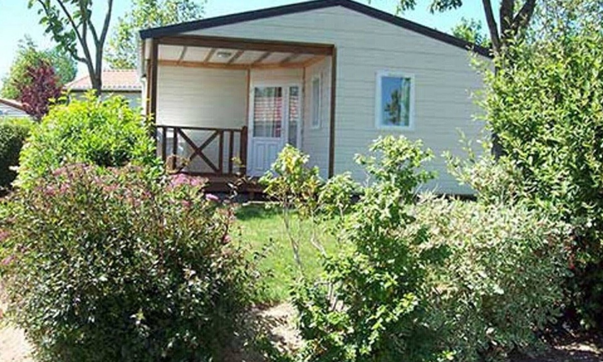 Vaire Ski Chalet | Chalet pets allowed - 6 guests