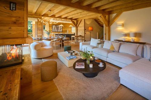 Saint-Nicolas-de-Veroce Ski Chalet | Chalet Piccolo - OVO Network
