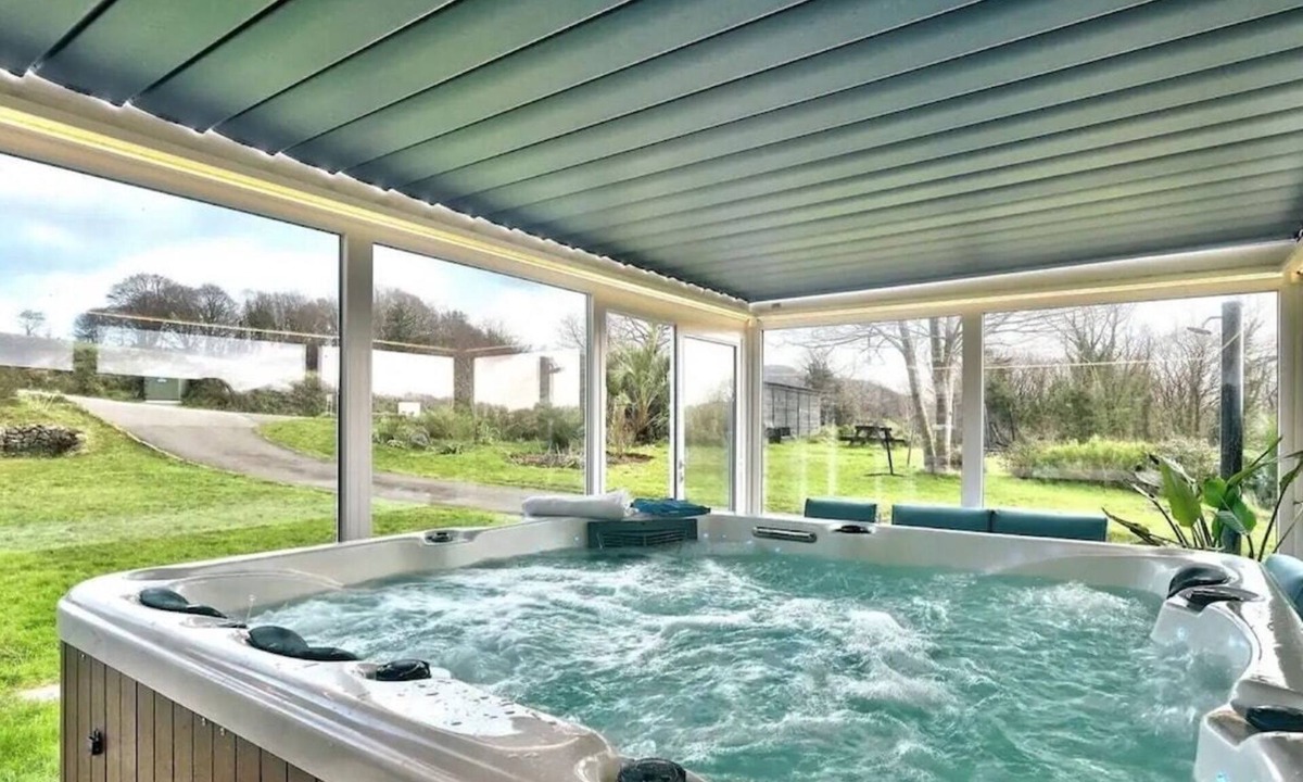 Plouegat-Moysan Apartment | Chalet Pondok Indah