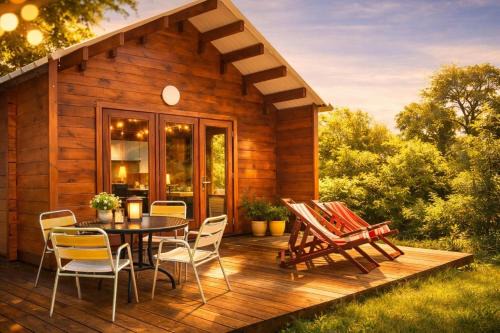 Plouegat-Moysan Ski Chalet | Chalet Pondok Indah