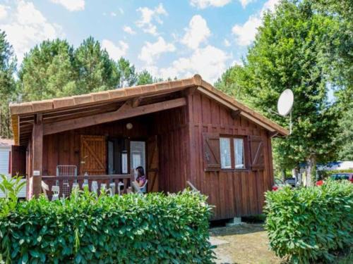 Sainte-Eulalie-en-Born Other | Chalet pour 6 personnes avec terrasse - API-1-52-708