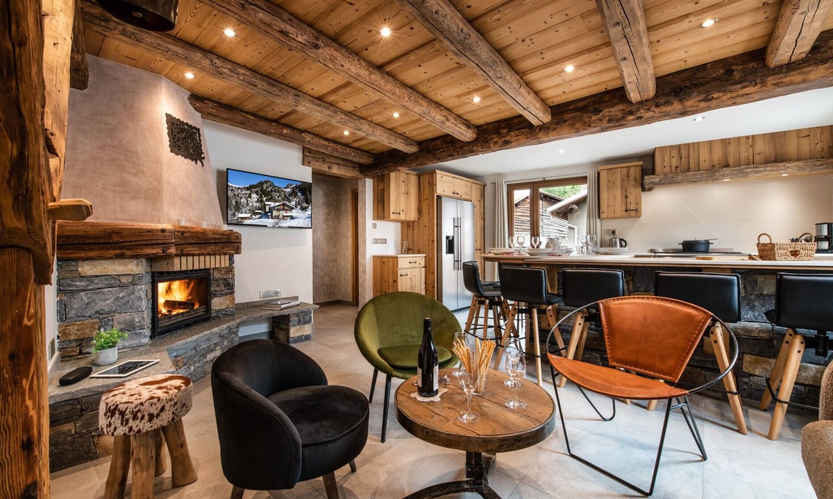 Longefoy Ski Chalet | Chalet Quermoz for 10-12 people