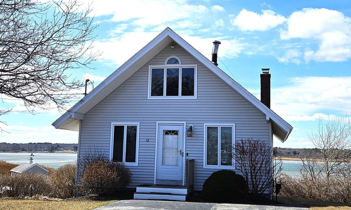 Biddeford Ski Chalet | Chalet Rental, Biddeford Pool Maine