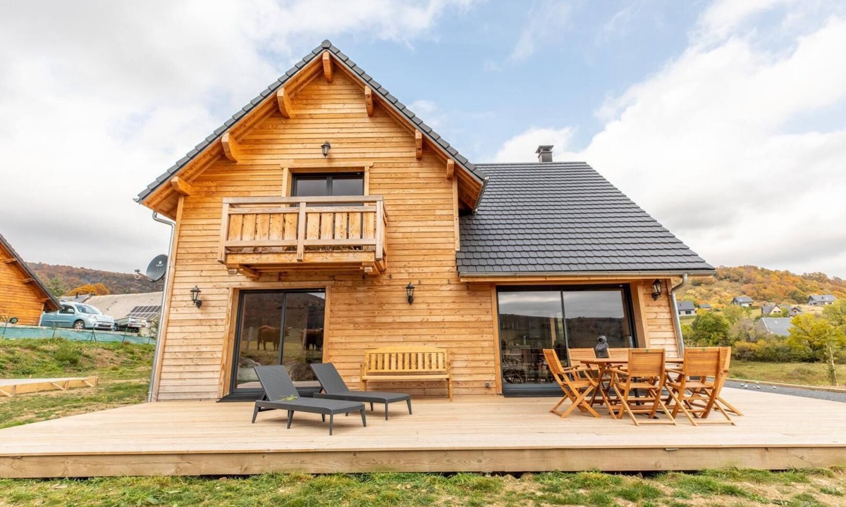 Chambon-sur-Lac House | Chalet Rose des Neiges