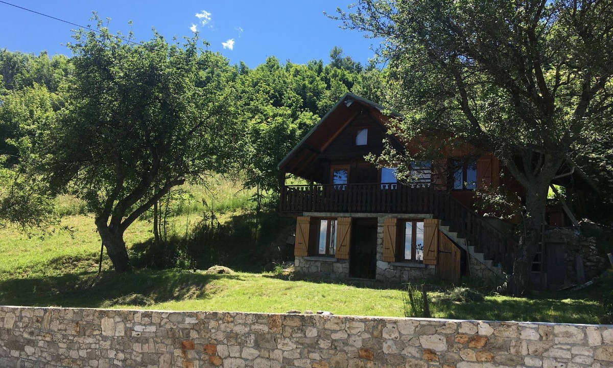 Jarrier Ski Chalet | Chalet Savoyard