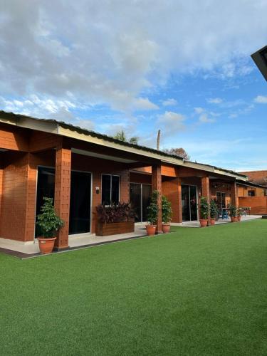 Sungai Baru Tengah Resort | Chalet Siti Balqis