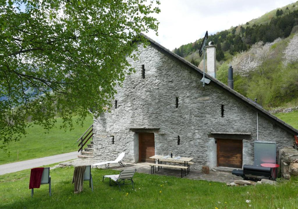 Acquarossa Ski Chalet | Chalet Sosto by Interhome