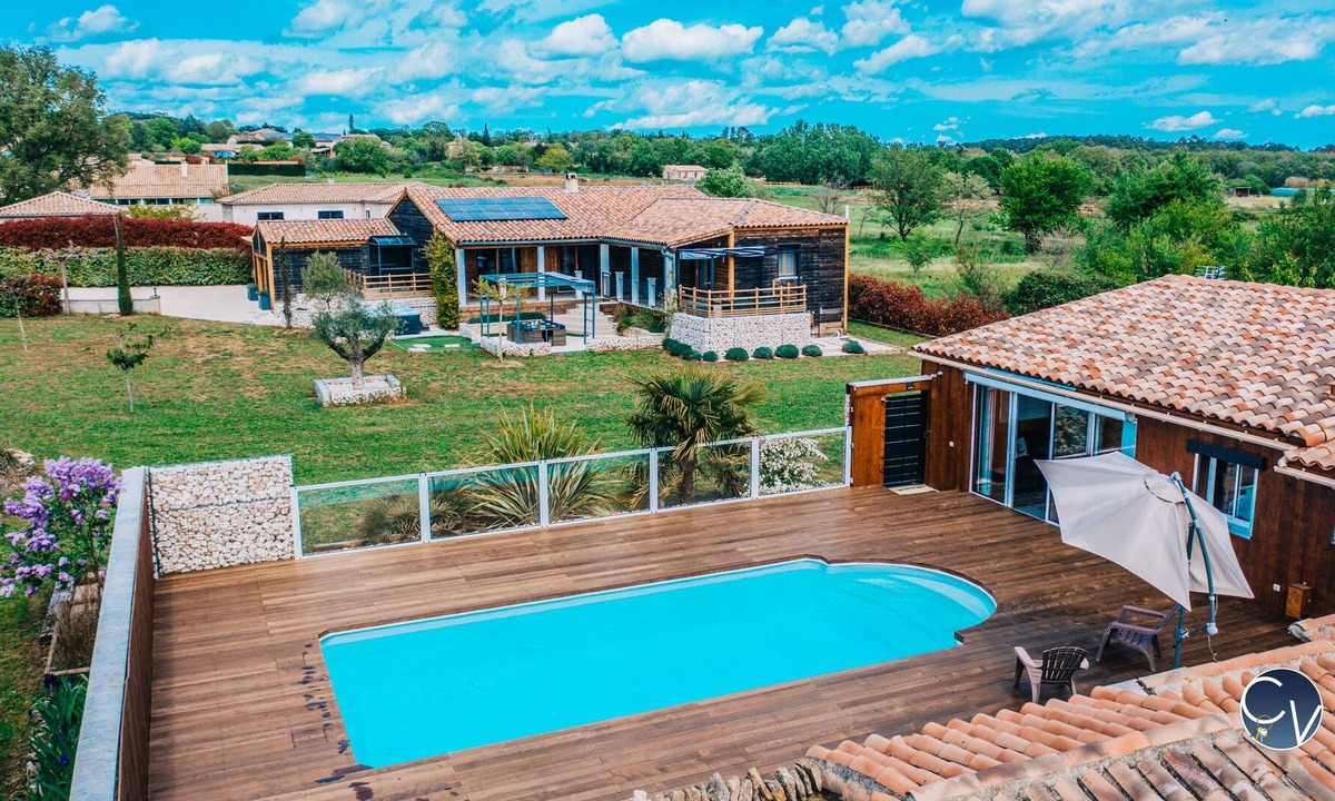 La Bruguiere Villa | *Chalet Style Villa with Pool and Jacuzzi*