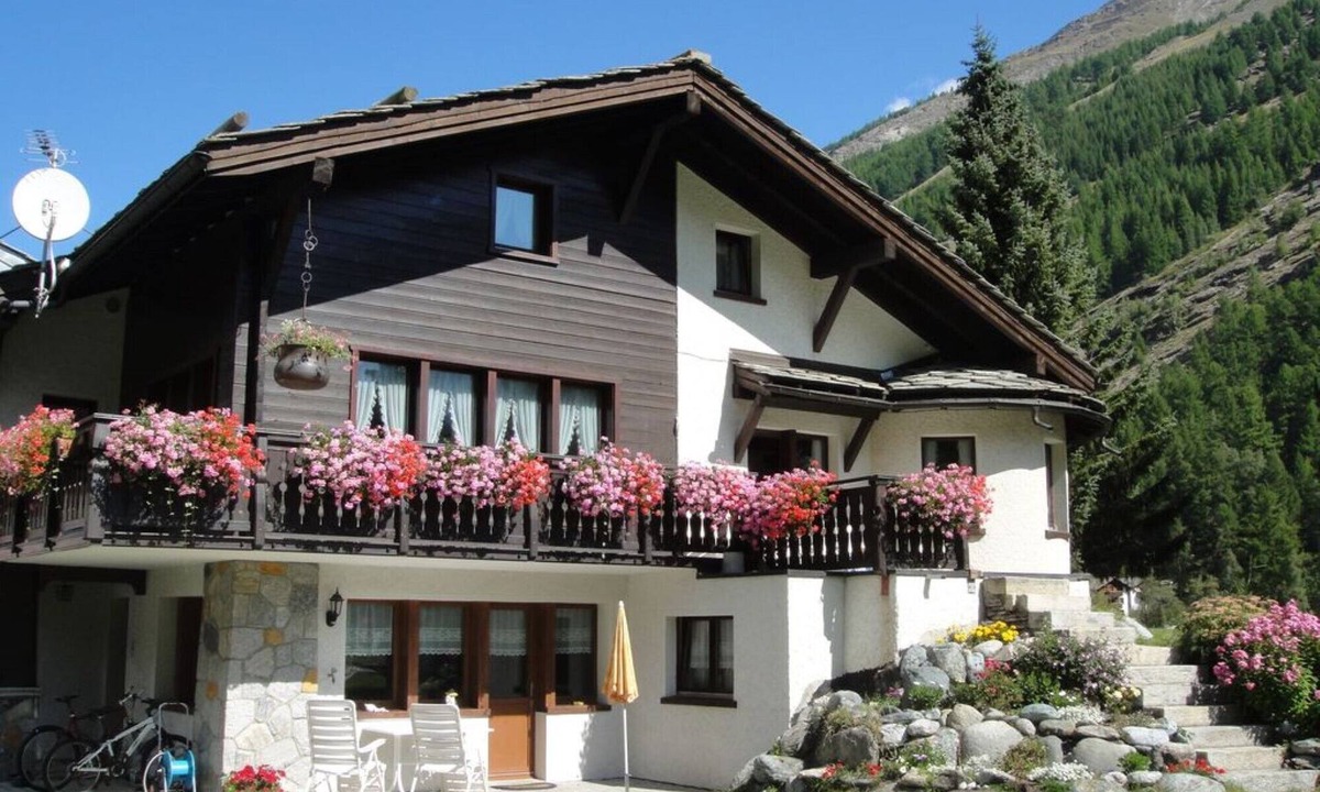 Saas Grund Ski Chalet | Chalet Sunstar - Kleine Ferienwohnung