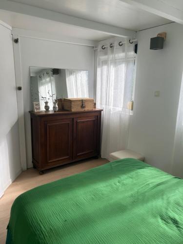 Fayet Apartment | Chalet sur terrain arboré