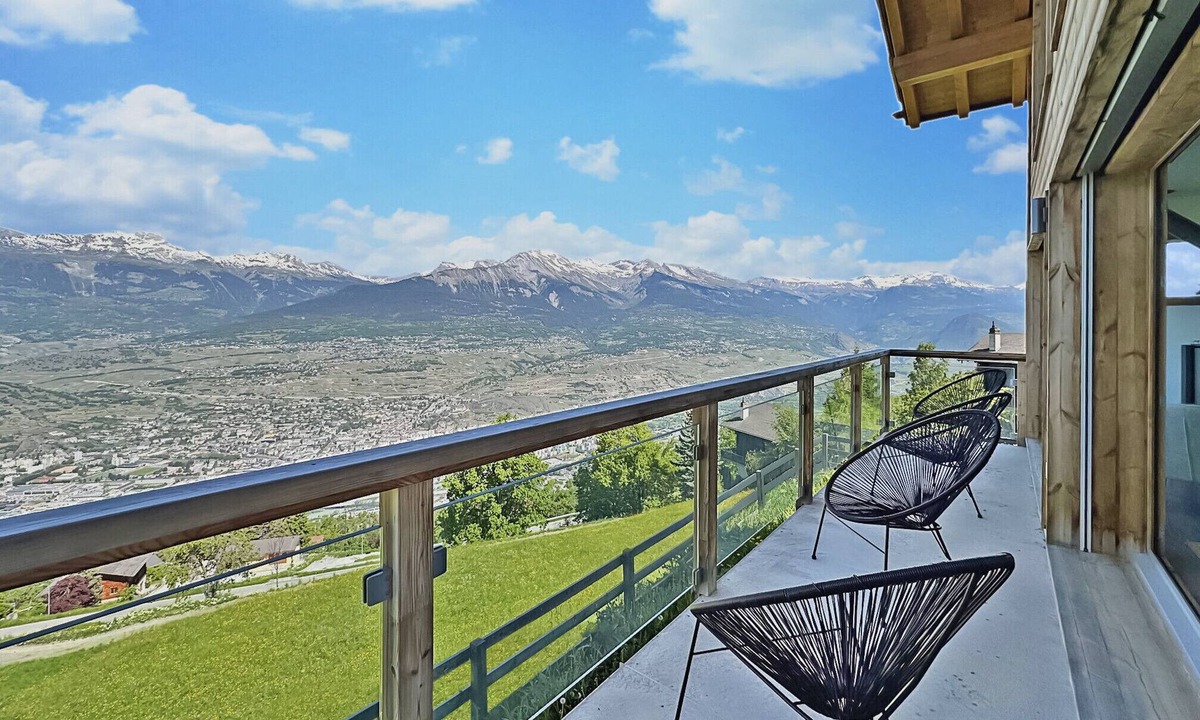 Sion Ski Chalet | Chalet Teddy - Alpin Escape in the Swiss Alps