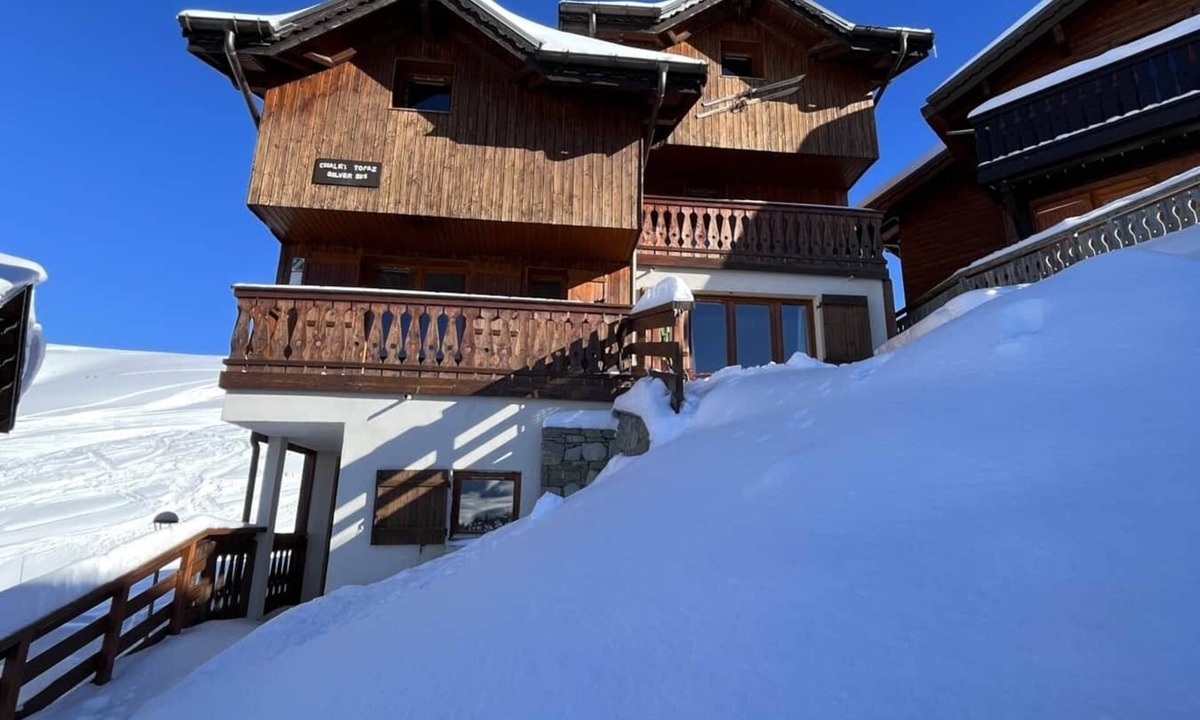 Plagne Soleil Ski Chalet | Chalet Topaz on the Slopes with Guaranteed Snow